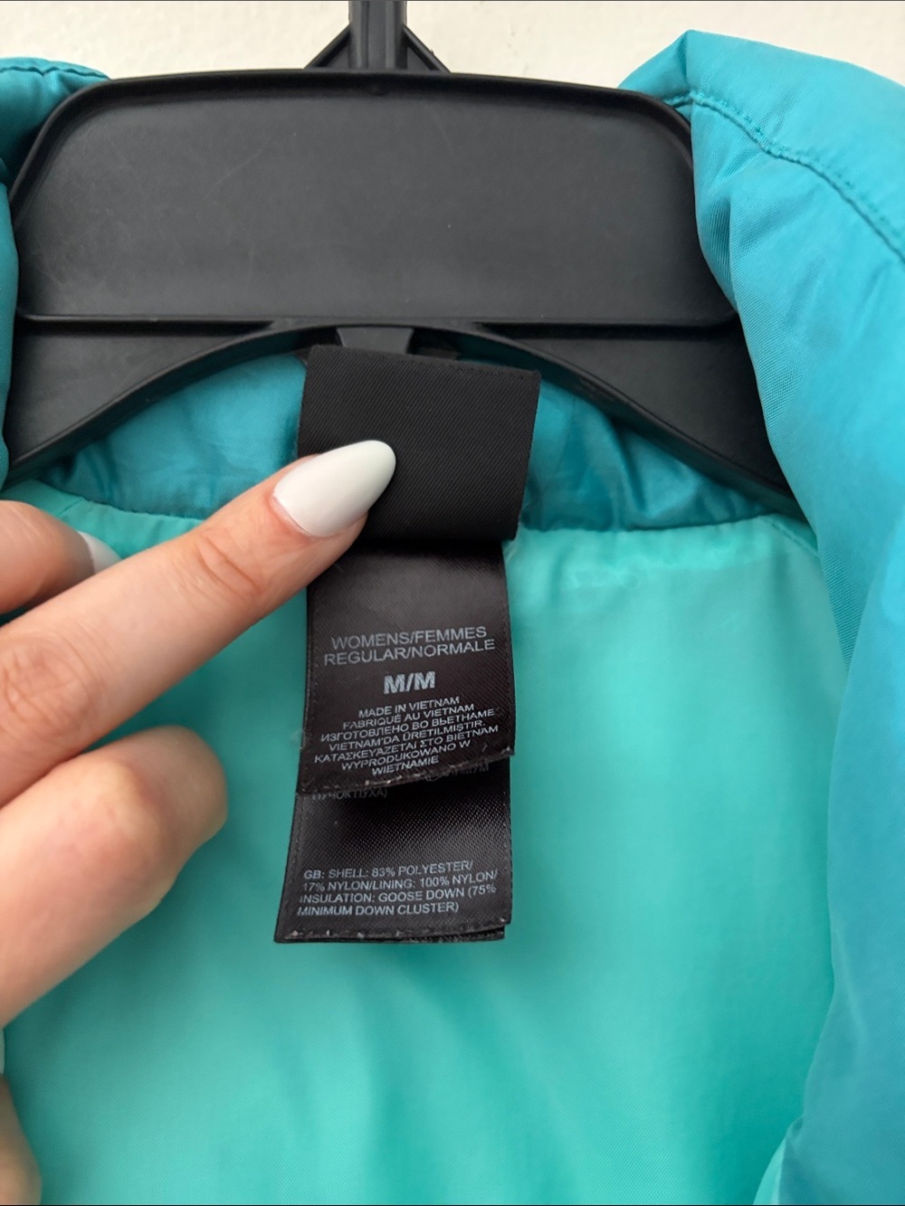 The North Face Women's Teal 550 Puffer Jacket - Picture 4 of 16
